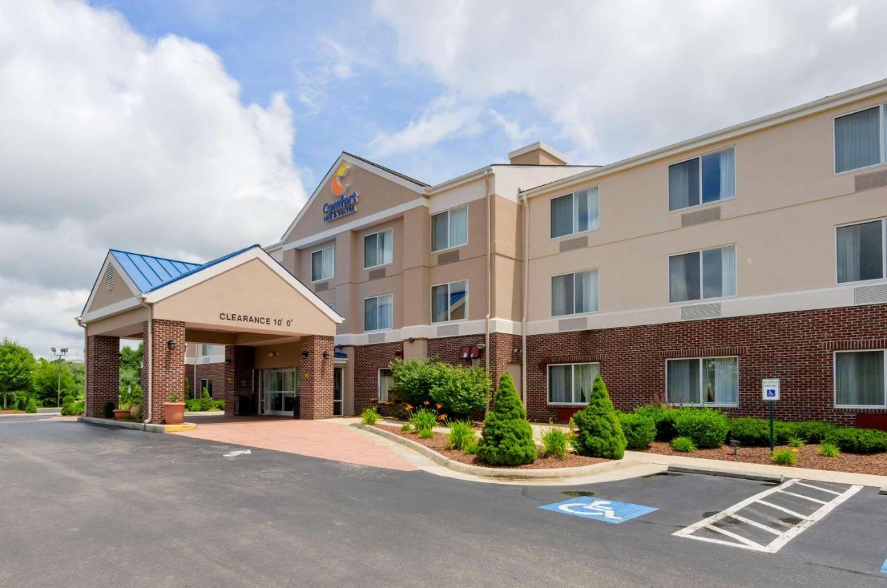 Comfort Inn & Suites Hillsville I-77 Exterior photo